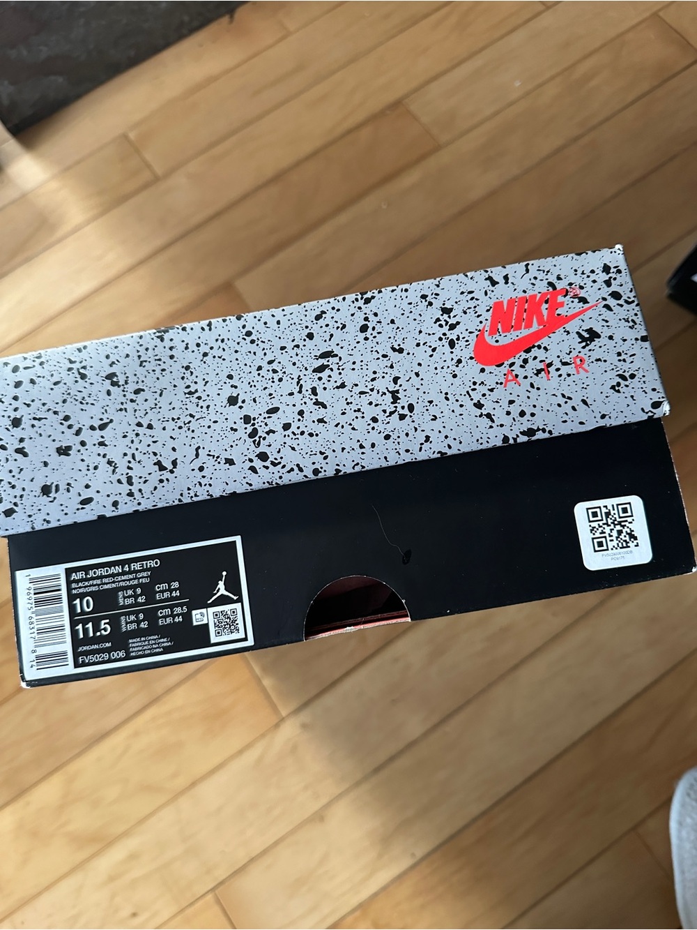 2024 Air Jordan 4 “Bred Reimagined” (black leather upper) - Picture 2 of 7